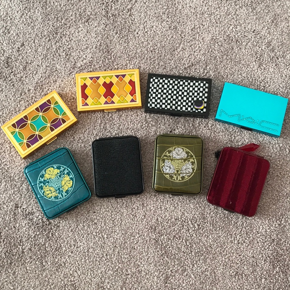 LE Authentic MAC Eyeshadow Palettes & Lip Palette